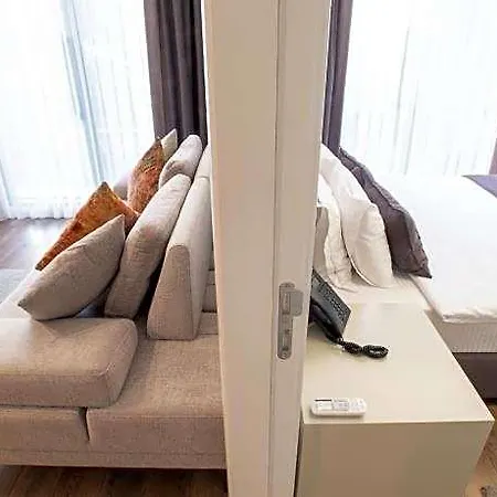 Hotel Deluxe Myway