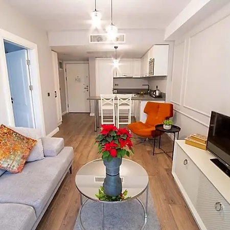 Deluxe Myway Otel 4*